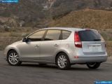 hyundai_2009-elantra_touring_1600x1200_019.jpg