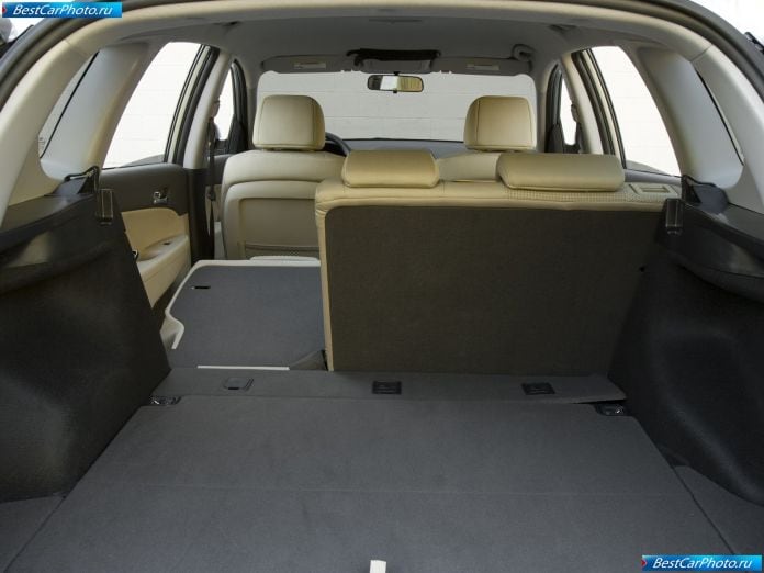 2009 Hyundai Elantra Touring - фотография 30 из 48 2009 Hyundai Elantra Touring - фотография 30 из 48