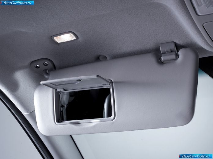 2009 Hyundai Elantra Touring - фотография 32 из 48 2009 Hyundai Elantra Touring - фотография 32 из 48