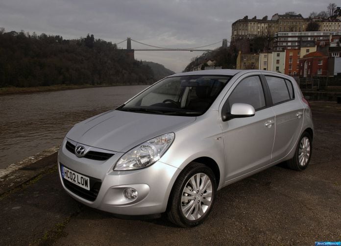 2009 Hyundai i20 - фотография 21 из 103 2009 Hyundai i20 - фотография 21 из 103