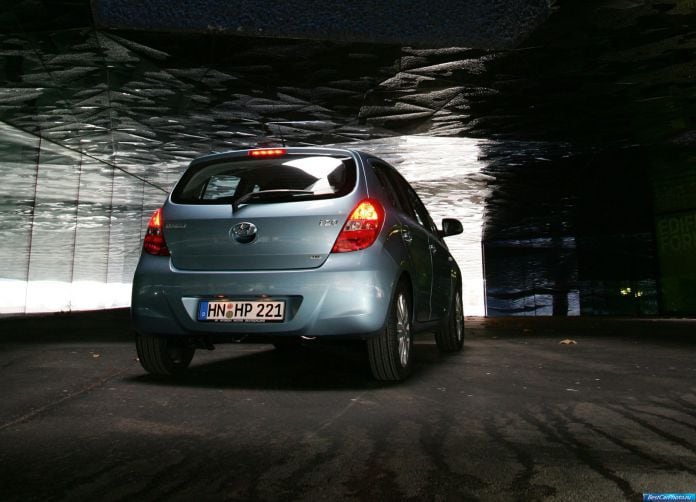 2009 Hyundai i20 - фотография 43 из 103 2009 Hyundai i20 - фотография 43 из 103