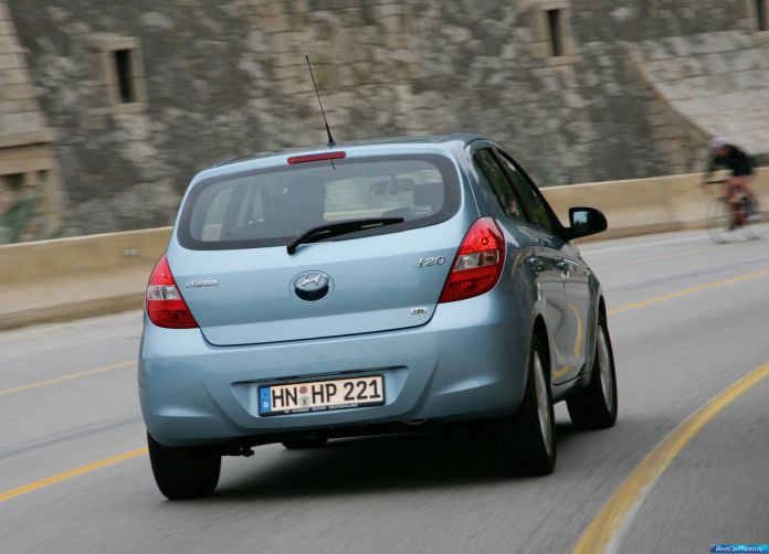 2009 Hyundai i20 - фотография 47 из 103 2009 Hyundai i20 - фотография 47 из 103