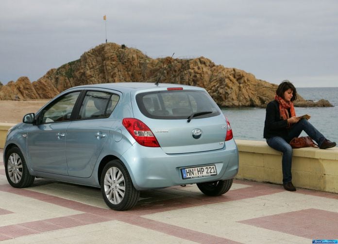 2009 Hyundai i20 - фотография 53 из 103 2009 Hyundai i20 - фотография 53 из 103