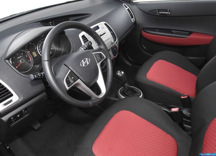 2009 Hyundai i20 - фотография 57 из 103