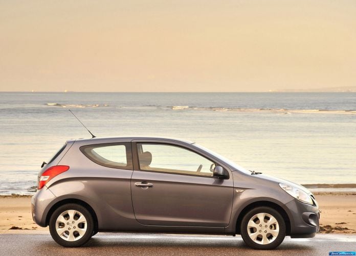 2009 Hyundai i20 3-door - фотография 12 из 31 2009 Hyundai i20 3-door - фотография 12 из 31