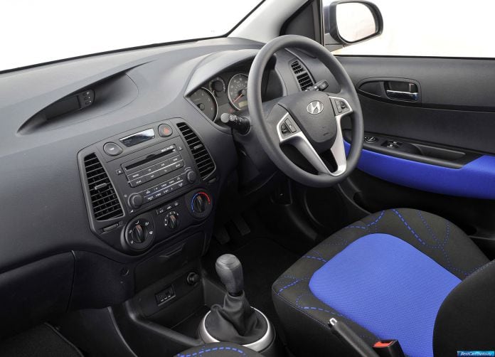 2009 Hyundai i20 3-door - фотография 24 из 31 2009 Hyundai i20 3-door - фотография 24 из 31