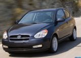 hyundai_2010-accent_1600x1200_008.jpg