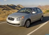 hyundai_2010-accent_1600x1200_009.jpg