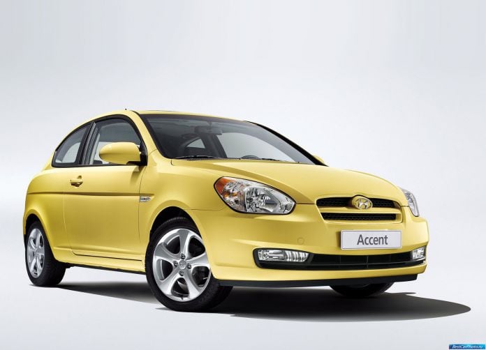 2010 Hyundai Accent - фотография 10 из 19 2010 Hyundai Accent - фотография 10 из 19