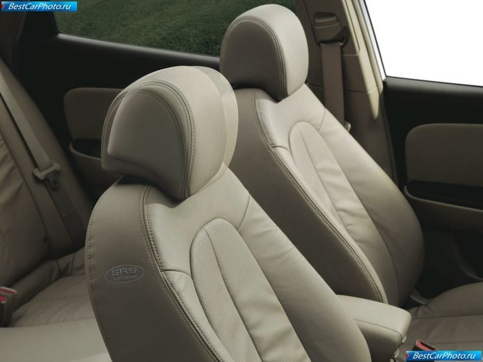 2010 Hyundai Elantra Blue - фотография 17 из 38