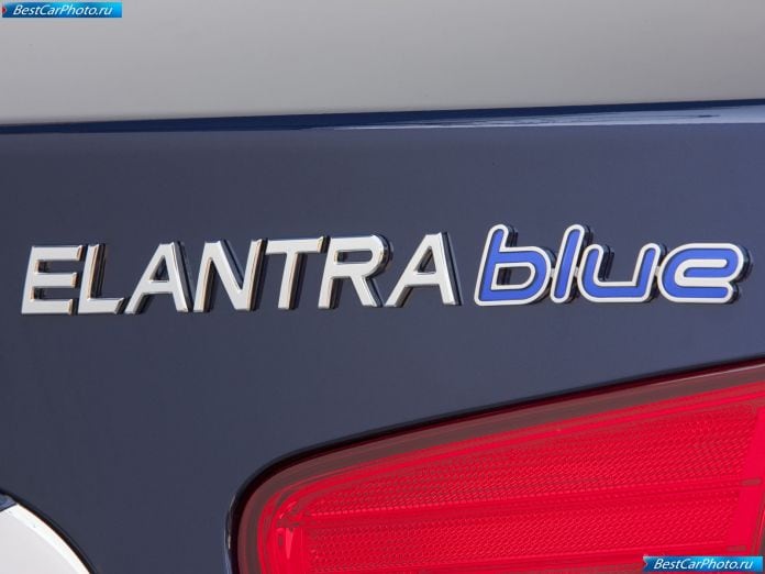 2010 Hyundai Elantra Blue - фотография 30 из 38