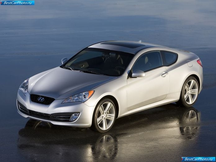 2010 Hyundai Genesis Coupe - фотография 23 из 81