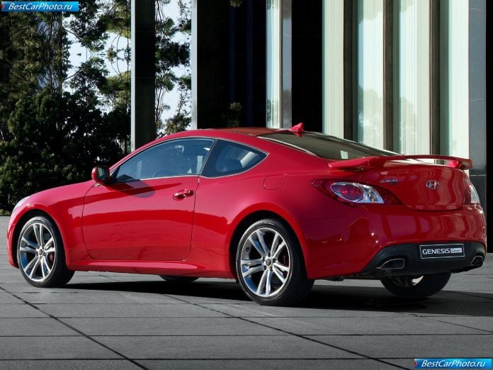 2010 Hyundai Genesis Coupe - фотография 44 из 81