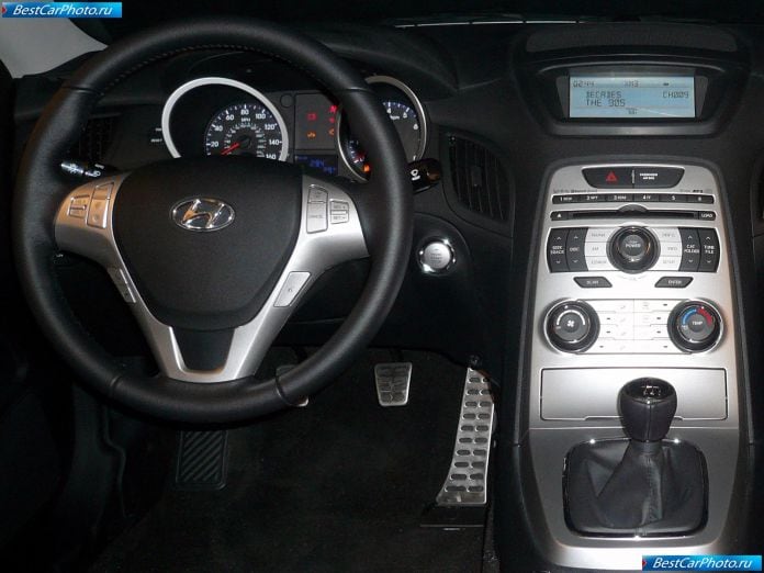 2010 Hyundai Genesis Coupe - фотография 52 из 81