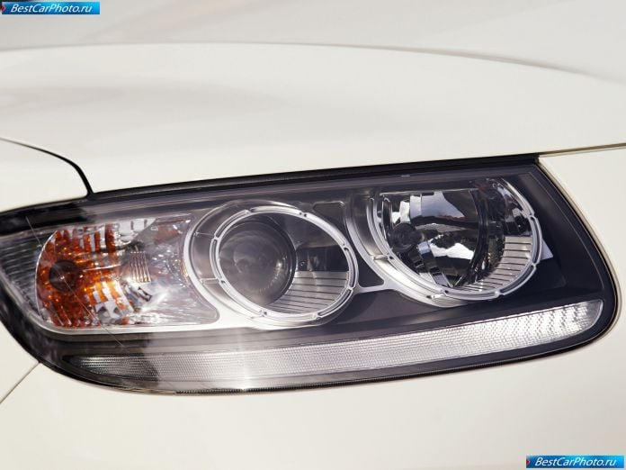 2010 Hyundai Santa Fe - фотография 26 из 29 2010 Hyundai Santa Fe - фотография 26 из 29