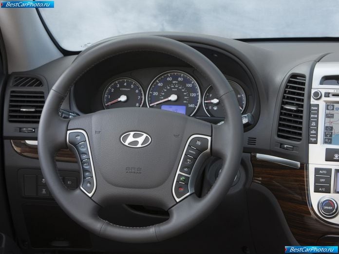 2010 Hyundai Santa Fe Us-version - фотография 8 из 13 2010 Hyundai Santa Fe Us-version - фотография 8 из 13
