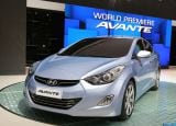 hyundai_2011-avante_1600x1200_010.jpg
