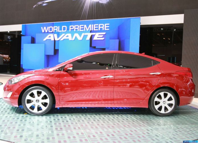 2011 Hyundai Avante - фотография 15 из 28 2011 Hyundai Avante - фотография 15 из 28
