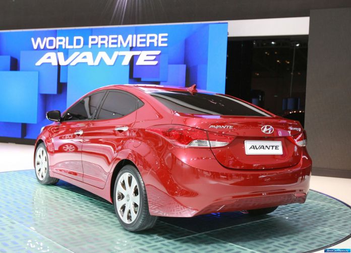 2011 Hyundai Avante - фотография 21 из 28 2011 Hyundai Avante - фотография 21 из 28