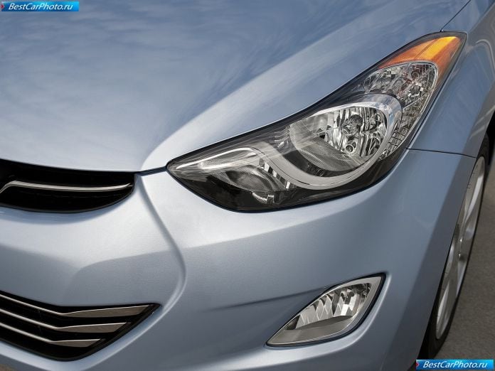 2011 Hyundai Elantra - фотография 25 из 26