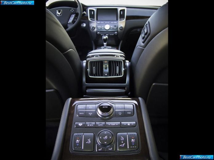 2011 Hyundai Equus - фотография 54 из 56 2011 Hyundai Equus - фотография 54 из 56