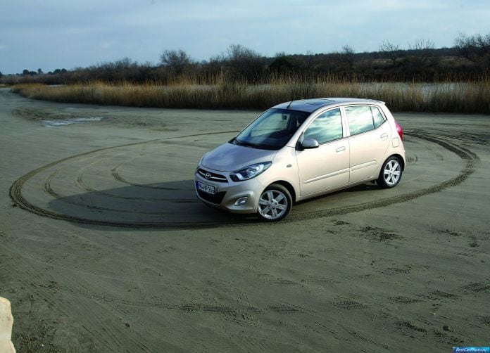 2011 Hyundai i10 - фотография 25 из 90 2011 Hyundai i10 - фотография 25 из 90