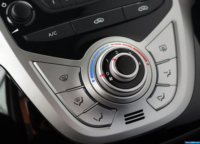 2011 Hyundai ix20 - фотография 79 из 113 2011 Hyundai ix20 - фотография 79 из 113