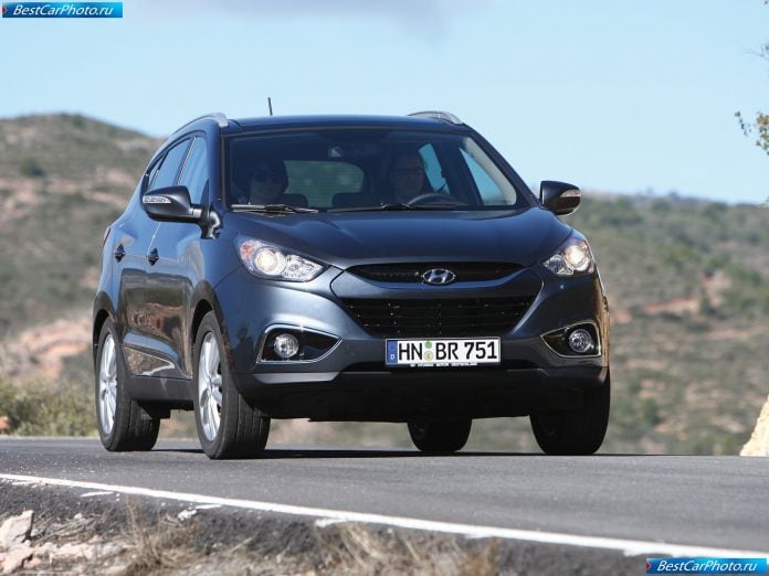 2011 Hyundai Ix35 - фотография 26 из 169 2011 Hyundai Ix35 - фотография 26 из 169