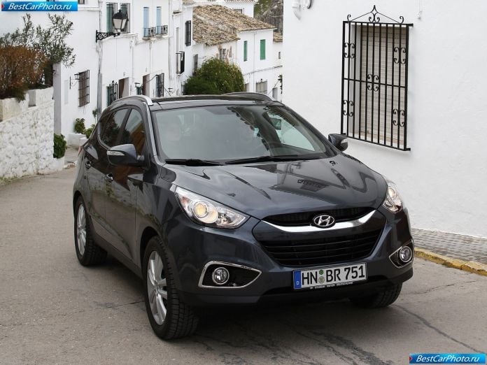 2011 Hyundai Ix35 - фотография 42 из 169 2011 Hyundai Ix35 - фотография 42 из 169