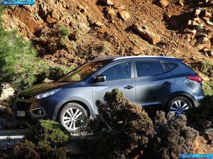 2011 Hyundai Ix35 - фотография 49 из 169 2011 Hyundai Ix35 - фотография 49 из 169