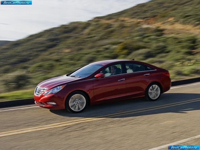 2011 Hyundai Sonata - фотография 33 из 88 2011 Hyundai Sonata - фотография 33 из 88
