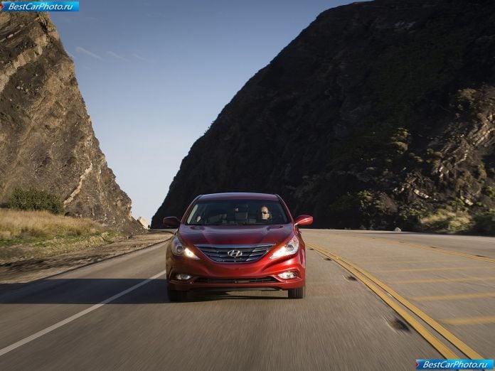 2011 Hyundai Sonata - фотография 51 из 88