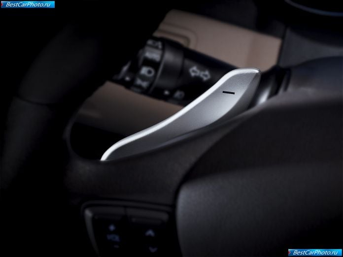 2011 Hyundai Sonata - фотография 65 из 88 2011 Hyundai Sonata - фотография 65 из 88