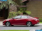 hyundai_2011-sonata_hybrid_1600x1200_009.jpg