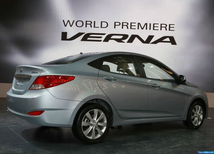 2011 Hyundai Verna - фотография 10 из 14