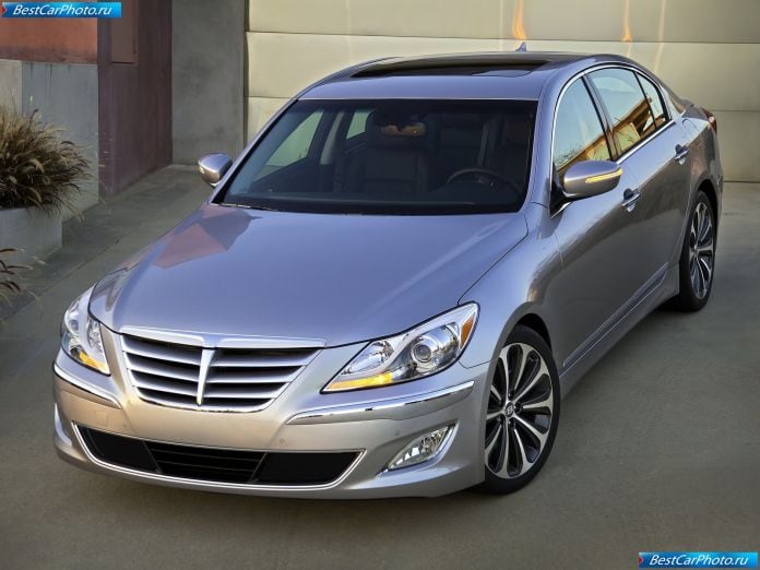 2012 Hyundai Genesis - фотография 6 из 30