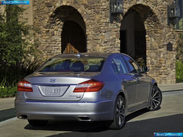 2012 Hyundai Genesis - фотография 11 из 30 2012 Hyundai Genesis - фотография 11 из 30