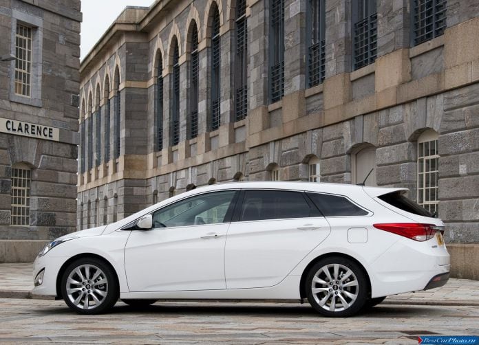 2012 Hyundai i40 Tourer UK Version - фотография 36 из 149 2012 Hyundai i40 Tourer UK Version - фотография 36 из 149
