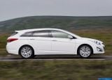hyundai_2012-i40_tourer_uk_version_1600x1200_037.jpg