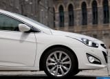 hyundai_2012-i40_tourer_uk_version_1600x1200_109.jpg