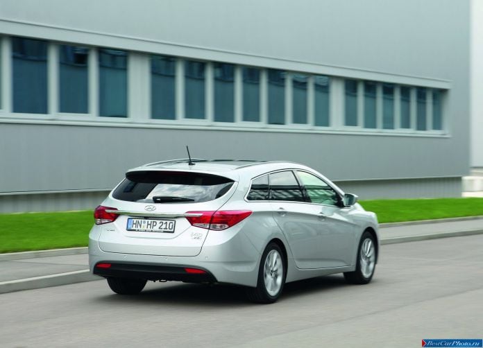 2012 Hyundai i40 Wagon - фотография 48 из 124 2012 Hyundai i40 Wagon - фотография 48 из 124