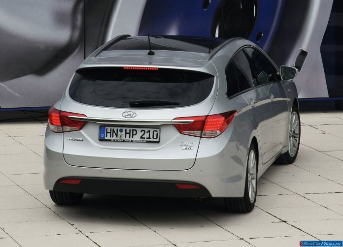 2012 Hyundai i40 Wagon - фотография 57 из 124 2012 Hyundai i40 Wagon - фотография 57 из 124