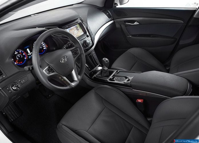 2012 Hyundai i40 Wagon - фотография 77 из 124
