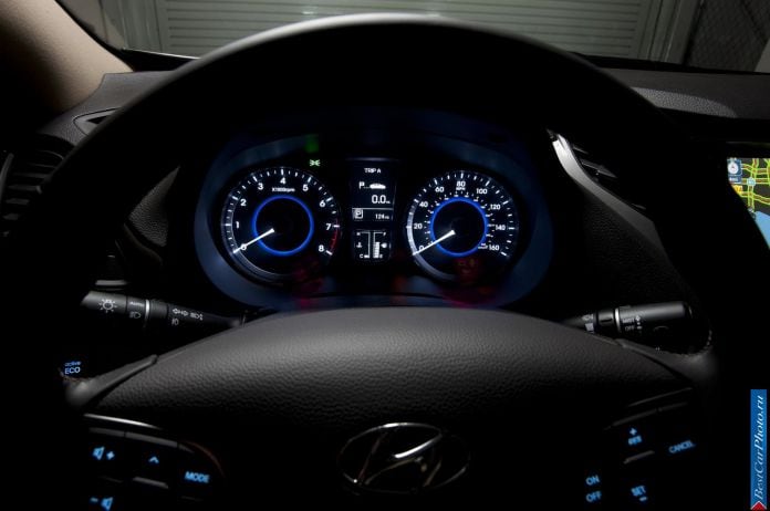 2012 Hyundai Azera - фотография 2 из 41