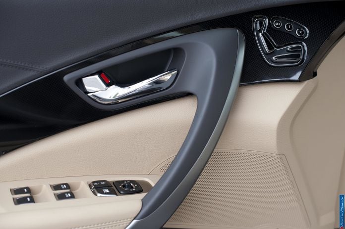 2012 Hyundai Azera - фотография 41 из 41