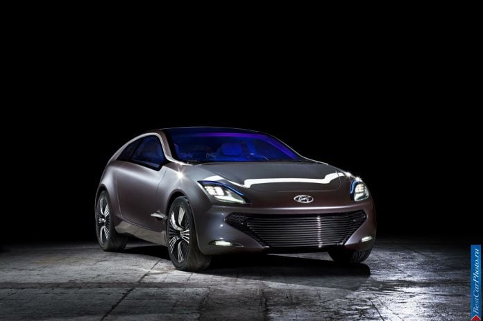 2012 Hyundai i-ioniq - фотография 2 из 5 2012 Hyundai i-ioniq - фотография 2 из 5