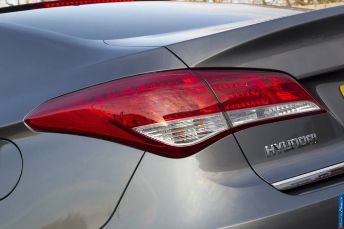 2012 Hyundai i40 - фотография 25 из 42 2012 Hyundai i40 - фотография 25 из 42