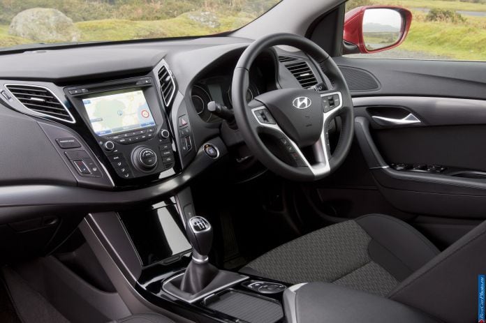 2012 Hyundai i40 - фотография 38 из 42