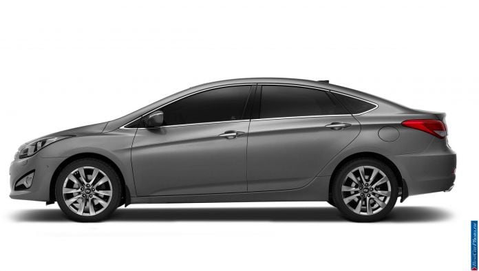 2012 Hyundai i40 - фотография 40 из 42 2012 Hyundai i40 - фотография 40 из 42