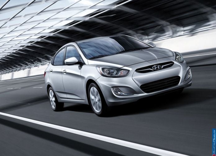 2012 Hyundai Solaris / Accent - фотография 2 из 46